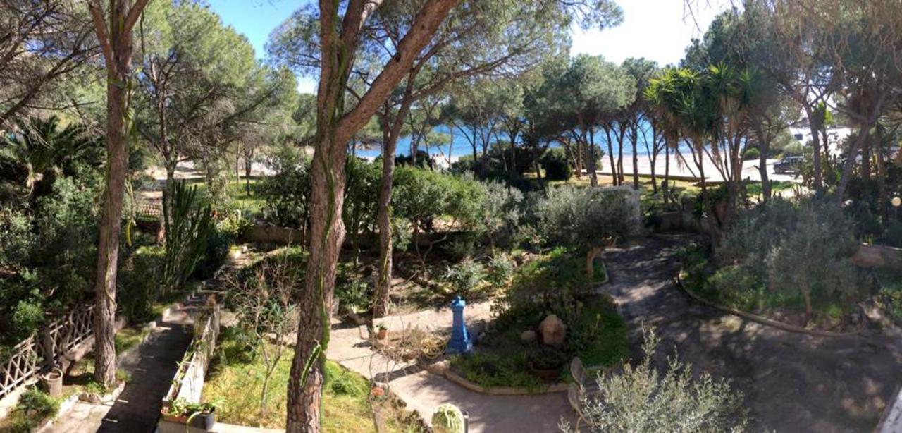 Apartments Villa Corrias Cala Liberotto Kültér fotó